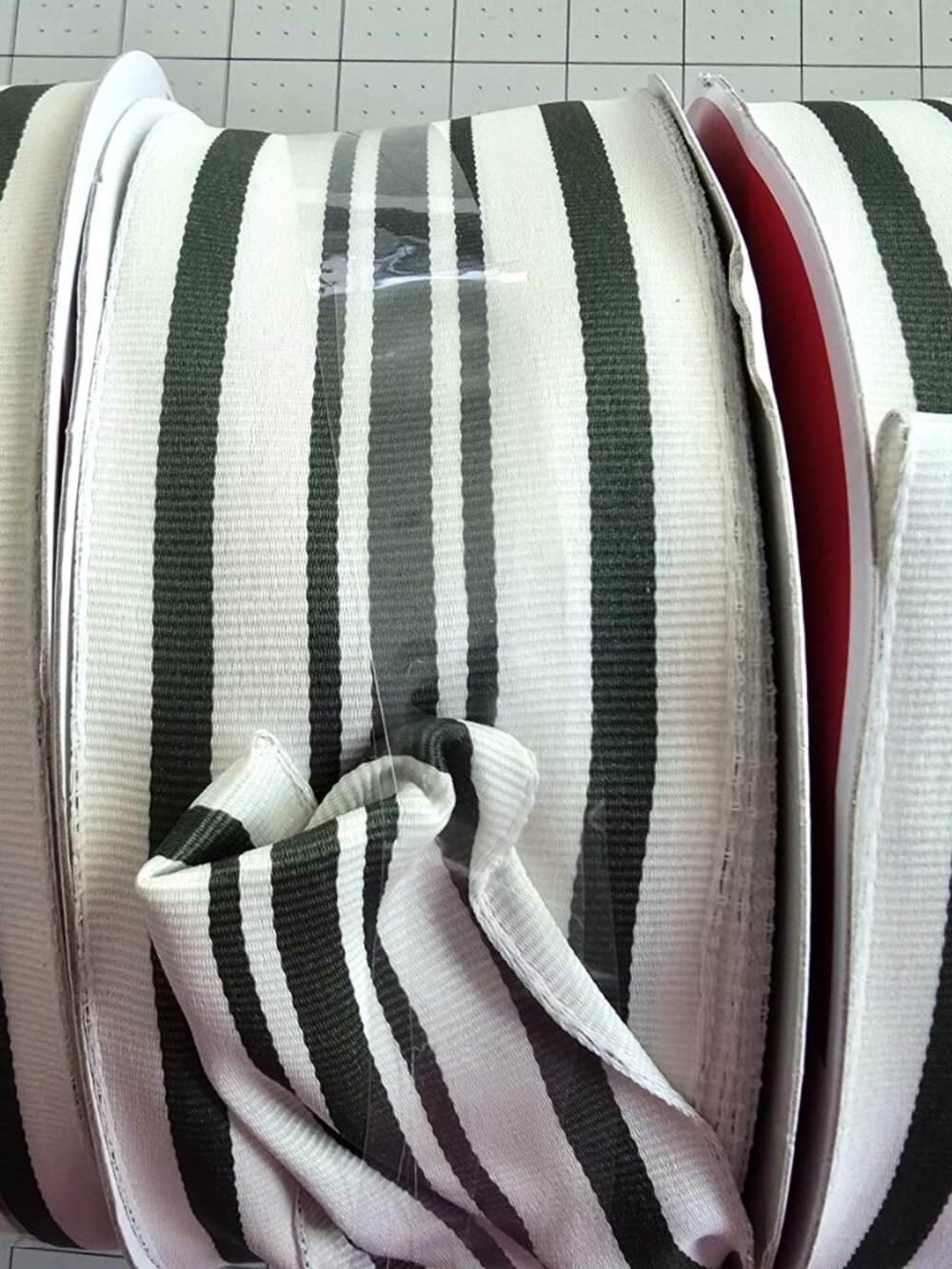 NWT 3 rolls RIBBON CELEBRATE IT JUMBO 80 FEET EACH CREAM/DARK GREEN - Picture 4 of 9